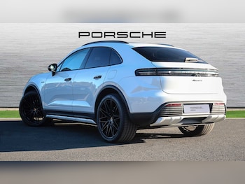 Used Porsche Macan 2024 for sale - 75218883: Photo