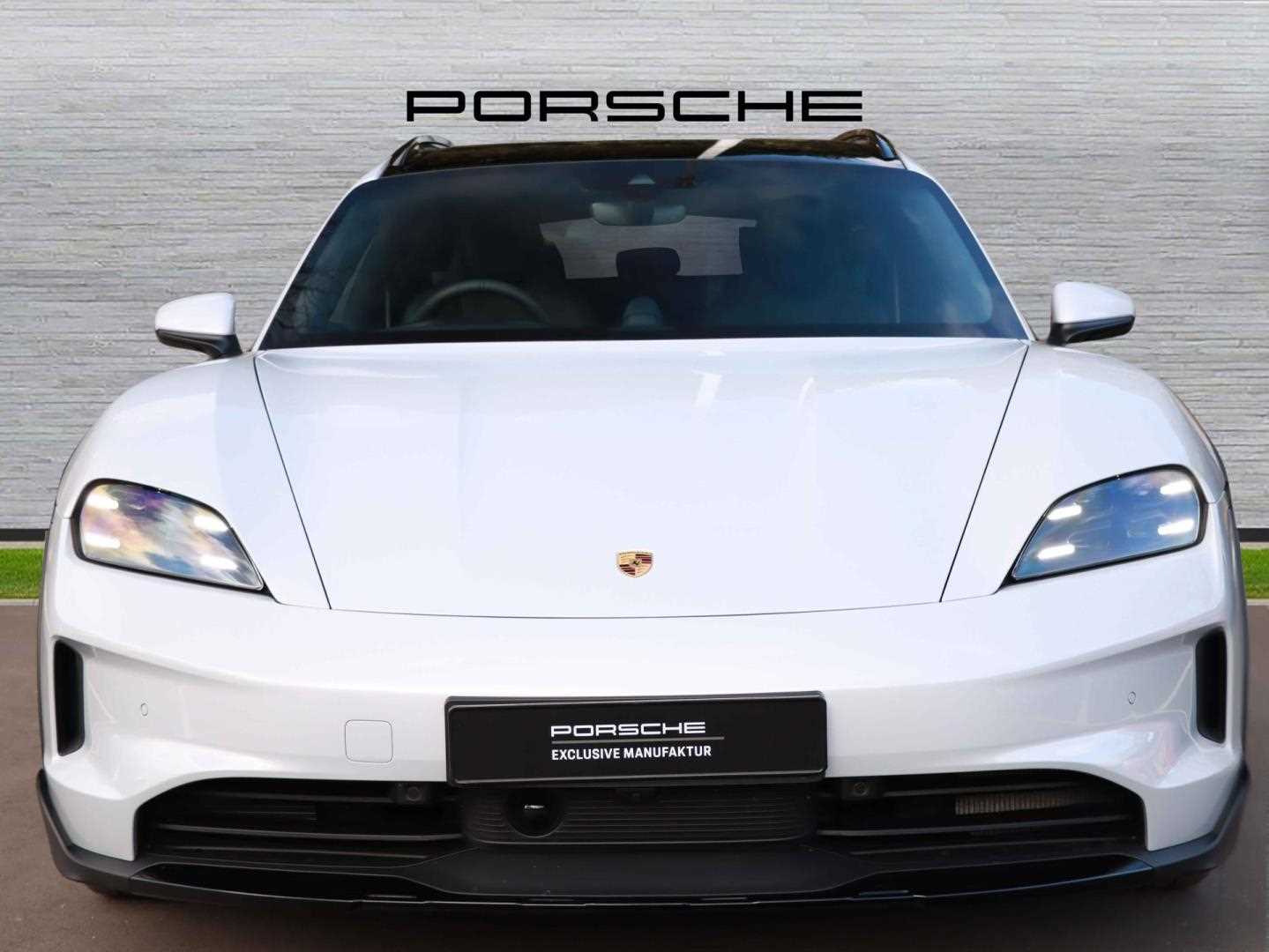 Used Porsche Taycan 2025 for sale - 77194690: Photo 6