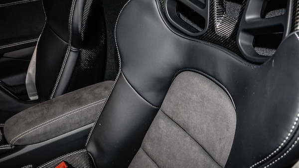 Used Porsche Cayman 2025 for sale - 76141538: Photo 9