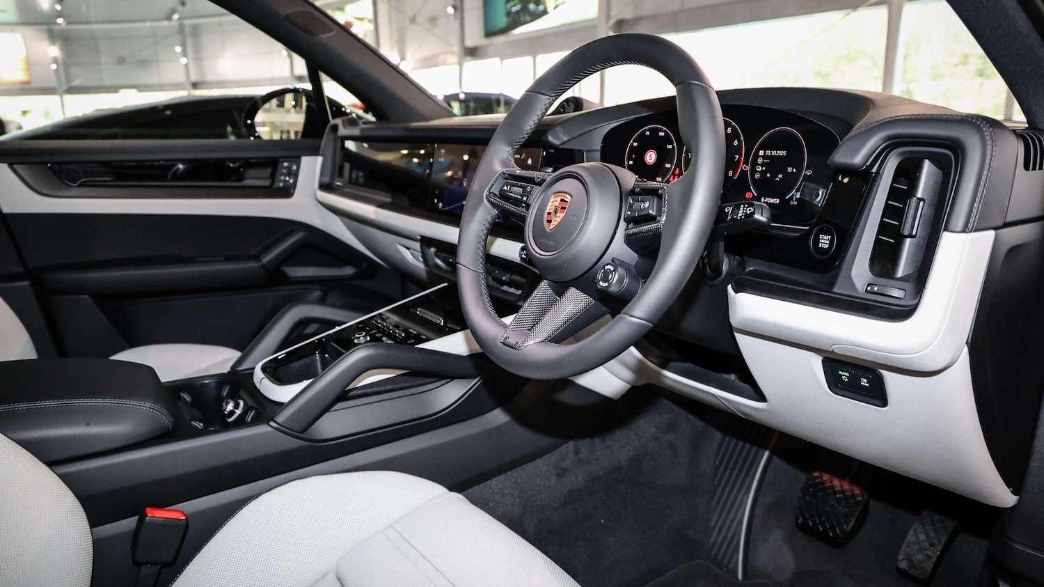 Used Porsche Cayenne 2025 for sale - 77233015: Photo 17