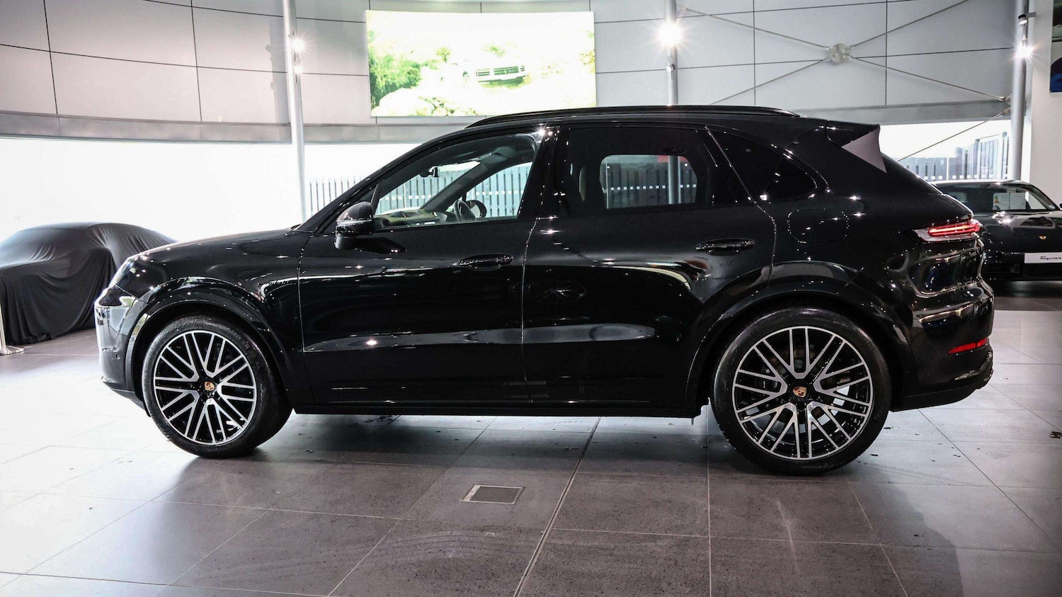 Used Porsche Cayenne 2025 for sale - 77233015: Photo 6
