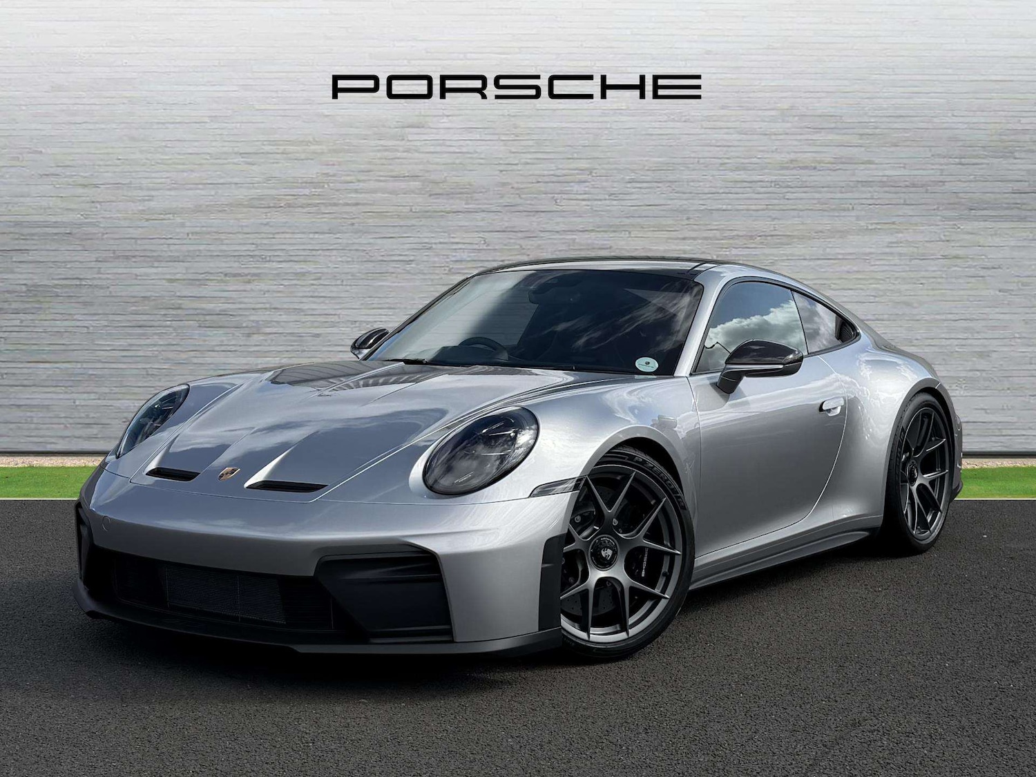 Used Porsche 911 for sale - 78104106: Photo 2