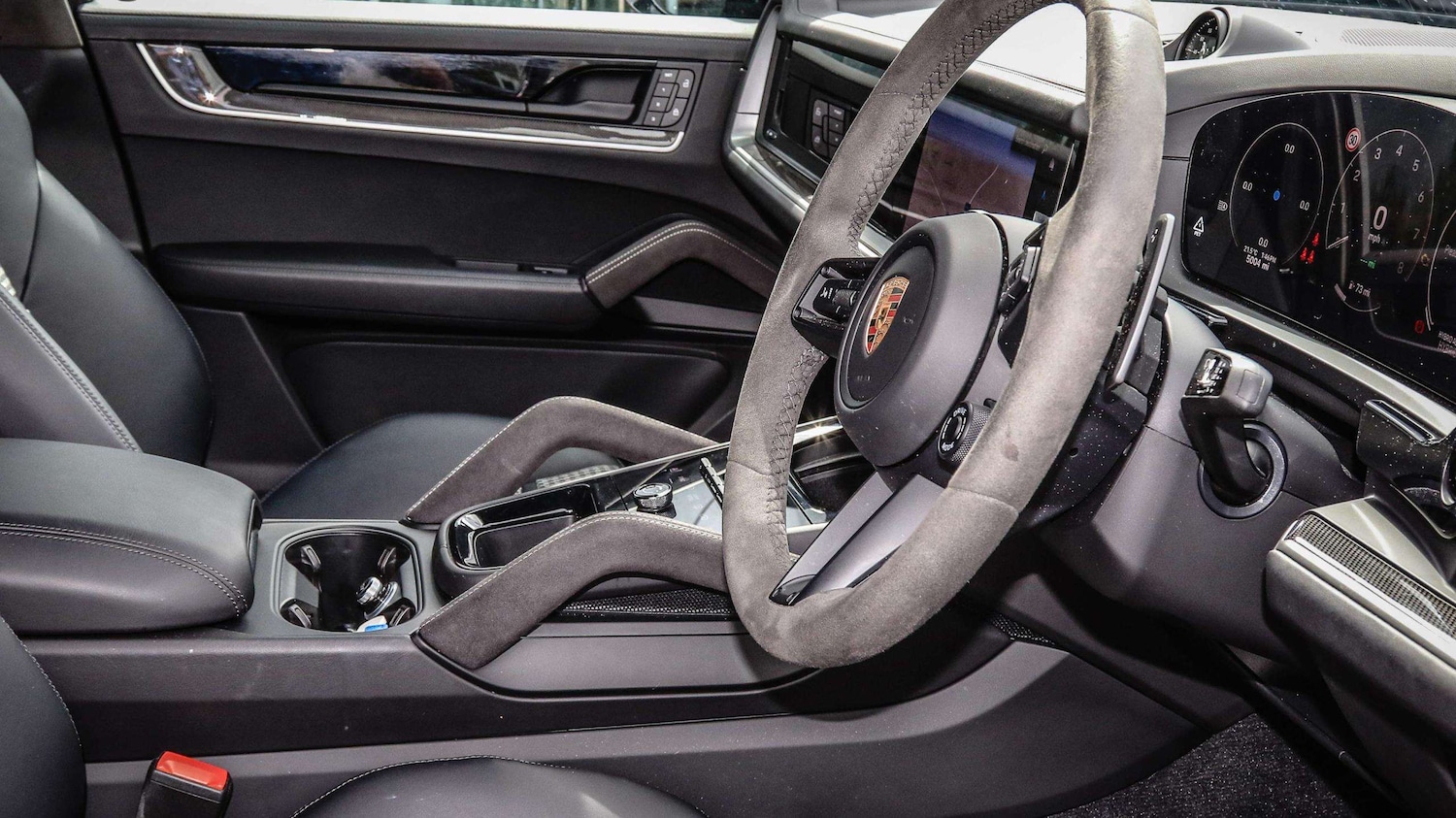 Used Porsche Cayenne 2024 for sale - 78023884: Photo 10