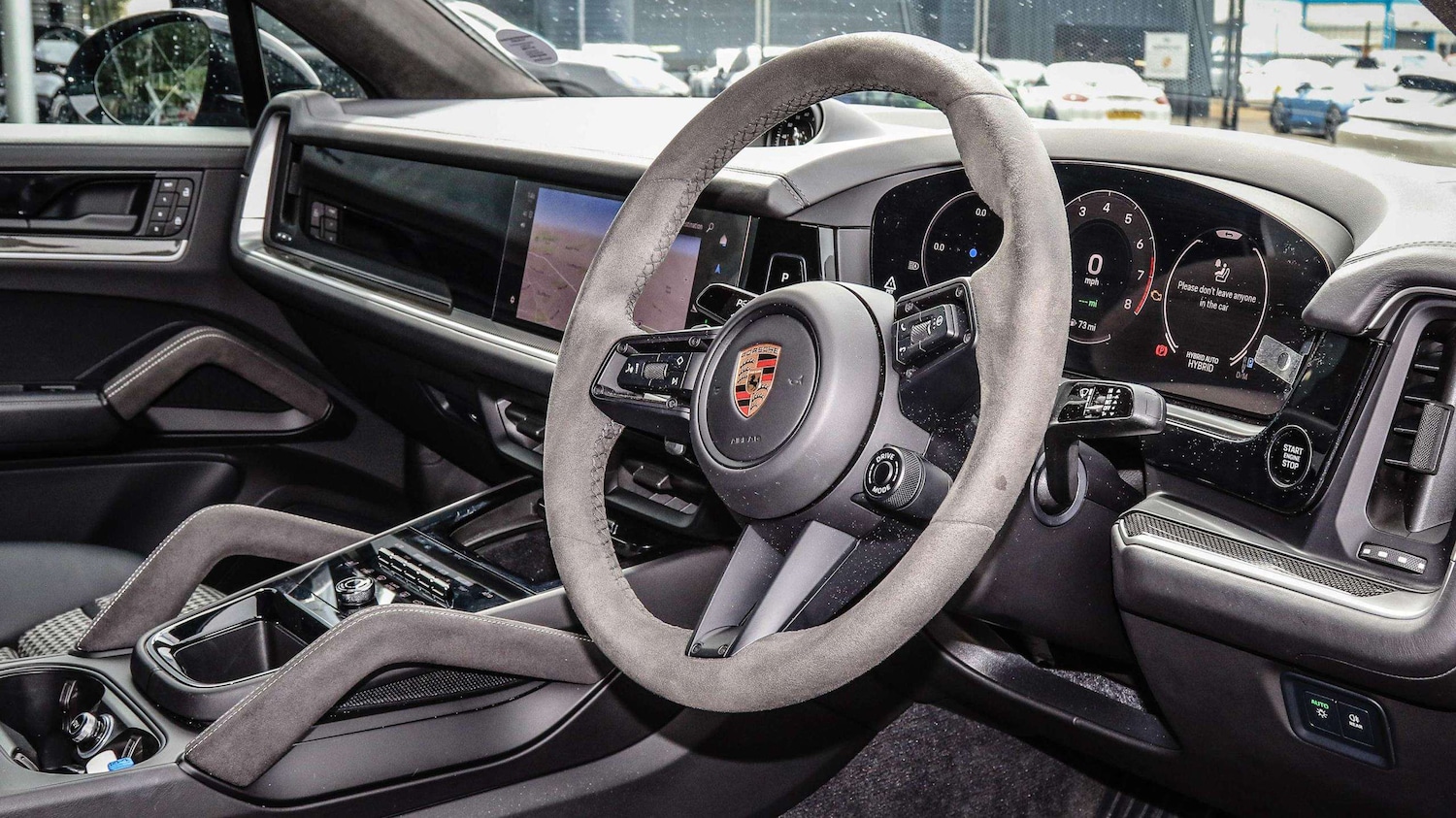 Used Porsche Cayenne 2024 for sale - 78023884: Photo 11