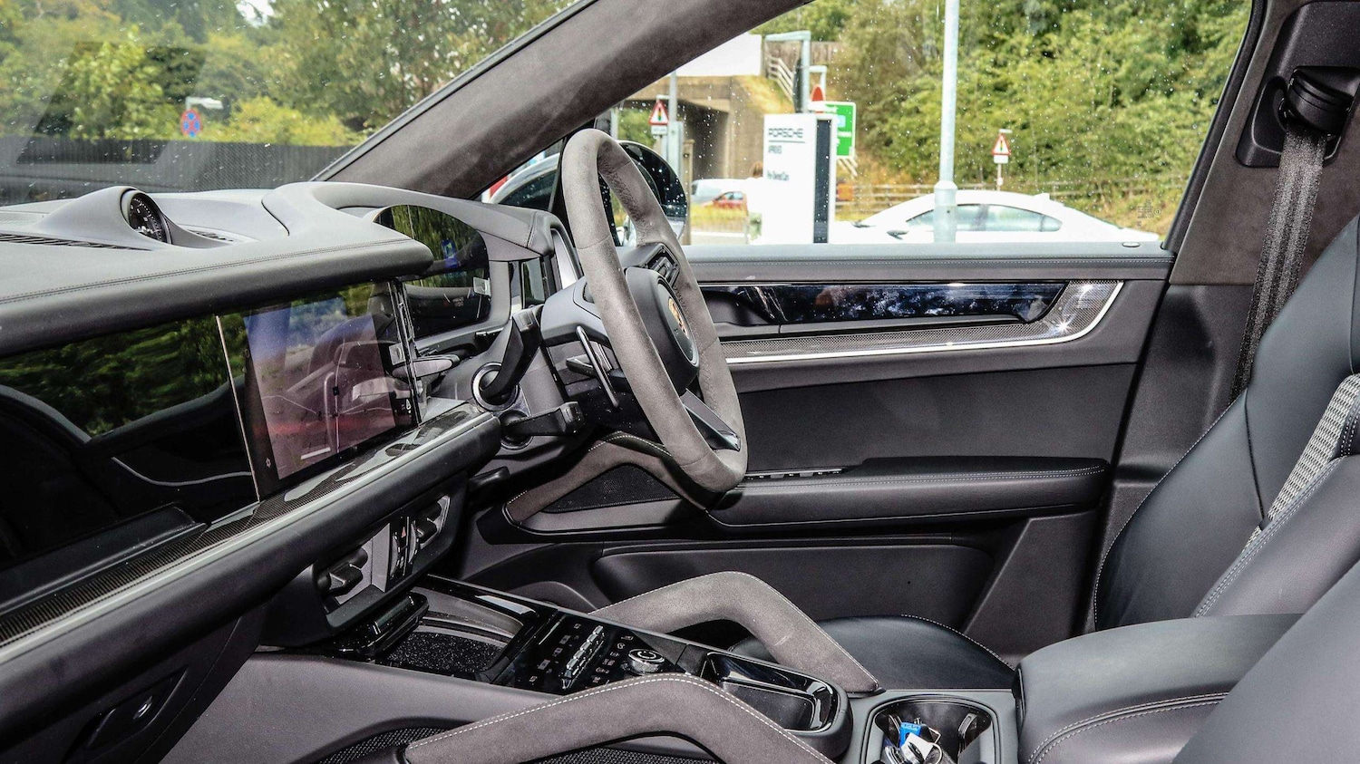 Used Porsche Cayenne 2024 for sale - 78023884: Photo 28