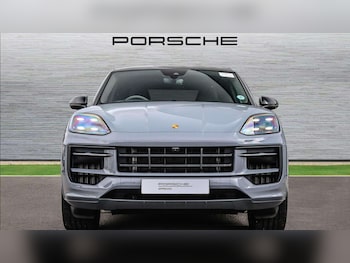 Used Porsche Cayenne 2024 for sale - 78023884: Photo