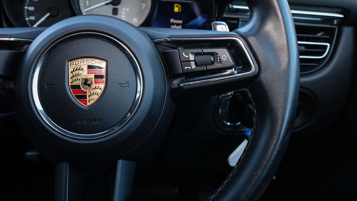 Used Porsche Macan 2023 for sale - 75846177: Photo 22