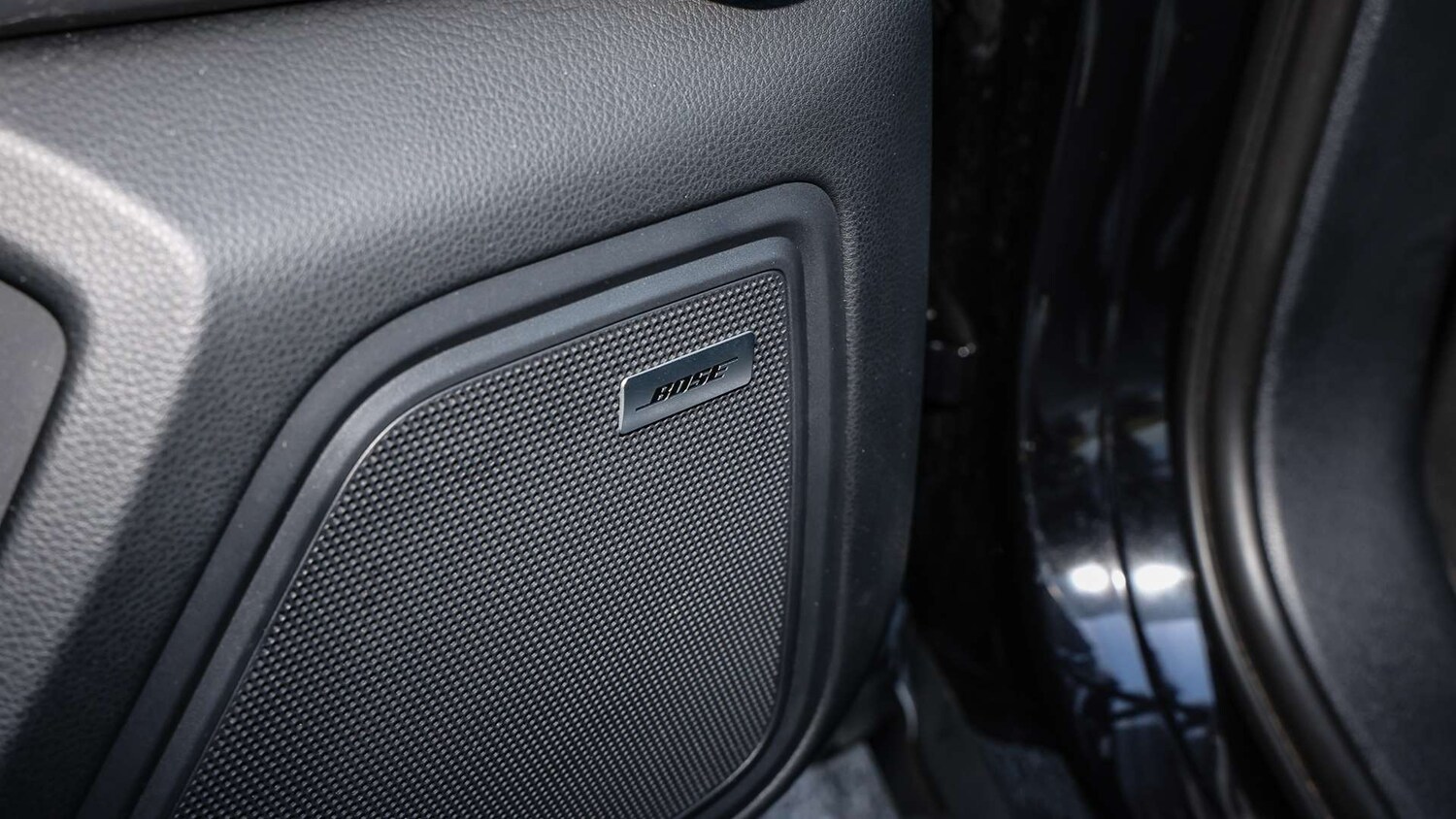 Used Porsche Macan 2023 for sale - 75846177: Photo 28