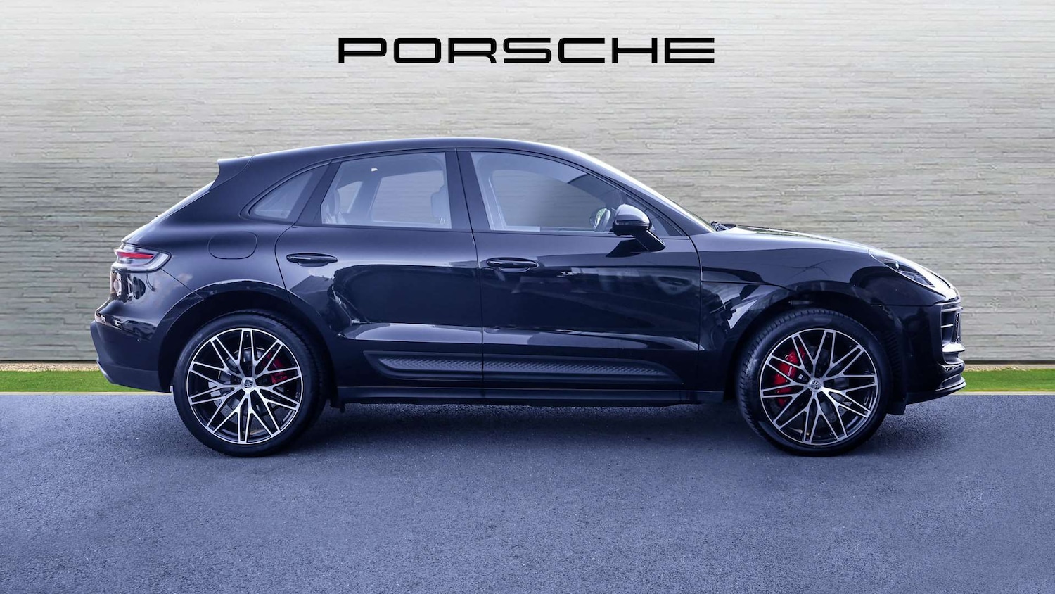 Used Porsche Macan 2023 for sale - 75846177: Photo 7