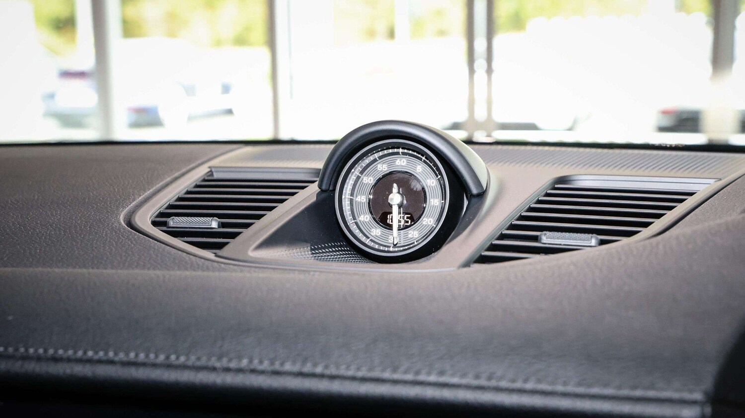 Used Porsche Other 2025 for sale - 76319074: Photo 13