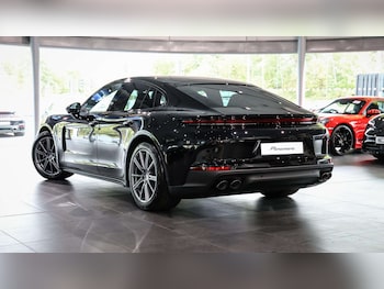 Used Porsche Panamera 2025 for sale - 76319074: Photo 4