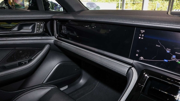 Used Porsche Panamera 2025 for sale - 76319074: Photo 9