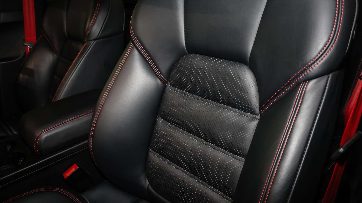 Used Porsche Macan 2023 for sale - 77348100: Photo 15