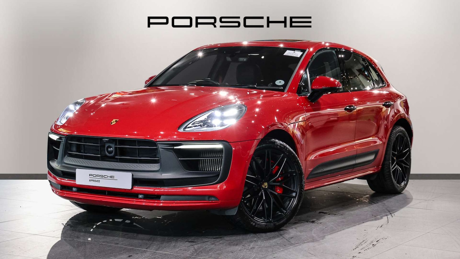 Used Porsche Macan 2023 for sale - 77348100: Photo 2