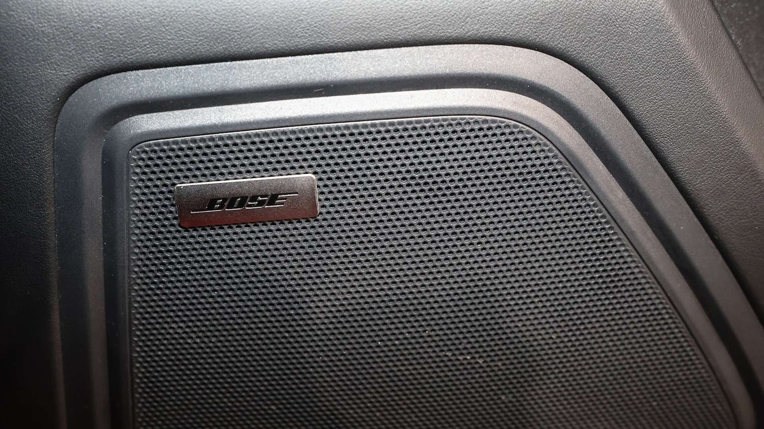 Used Porsche Macan 2023 for sale - 77348100: Photo 27