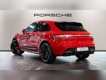 Used Porsche Macan 2023 for sale - 77348100: Photo