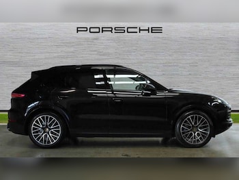 Used Porsche Cayenne 2018 for sale - 75217938: Photo