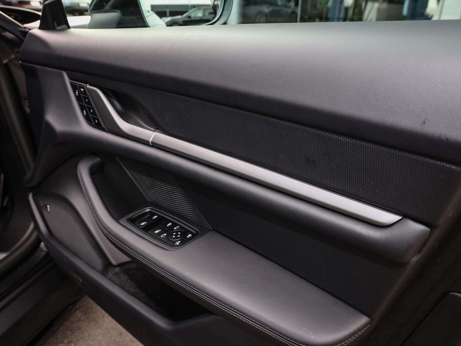 Used Porsche Taycan for sale - 78052257: Photo 27