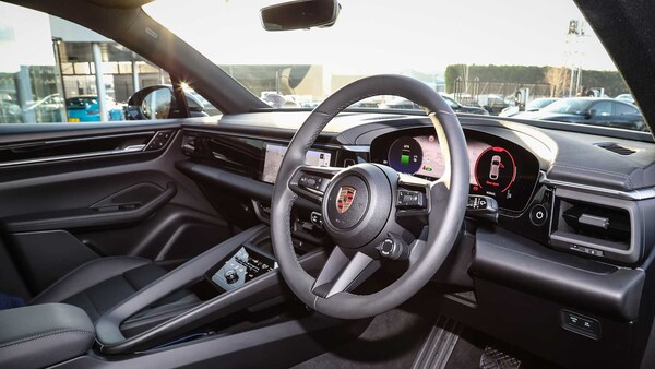 Used Porsche Macan 2024 for sale - 75217379: Photo 12