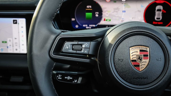 Used Porsche Macan 2024 for sale - 75217379: Photo 21