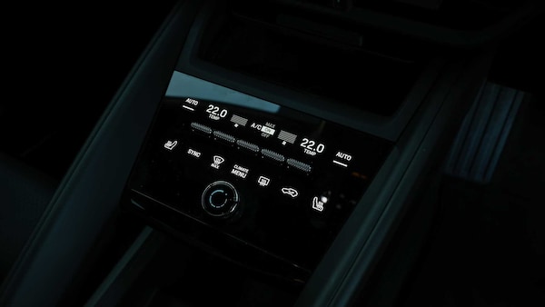 Used Porsche Macan 2024 for sale - 75217379: Photo 23