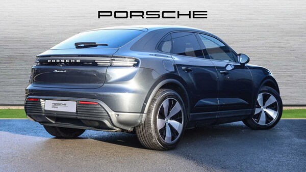 Used Porsche Macan 2024 for sale - 75217379: Photo 3