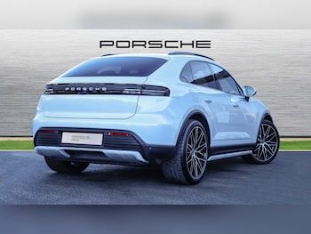 Used Porsche Macan 2024 for sale - 75218110: Photo
