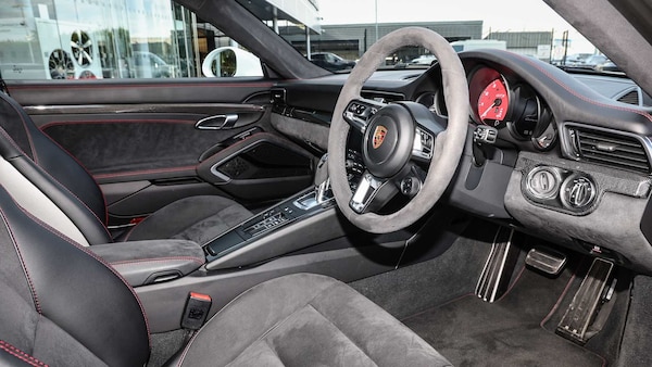 Used Porsche 911 2018 for sale - 75699499: Photo 13