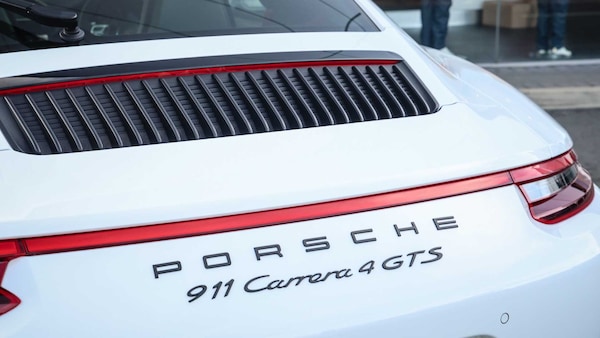 Used Porsche 911 2018 for sale - 75699499: Photo 30