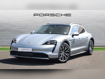 Used Porsche Taycan 2021 for sale - 78991421: Photo