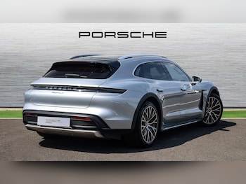 Used Porsche Taycan 2021 for sale - 78991421: Photo