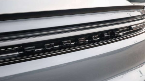 Used Porsche Cayenne 2025 for sale - 75649289: Photo 10