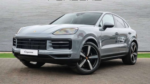 Used Porsche Cayenne 2025 for sale - 75649289: Photo 2