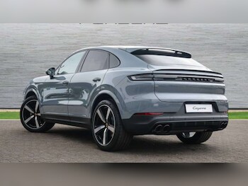 Used Porsche Cayenne 2025 for sale - 75649289: Photo