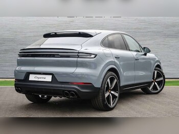 Used Porsche Cayenne 2025 for sale - 75649289: Photo