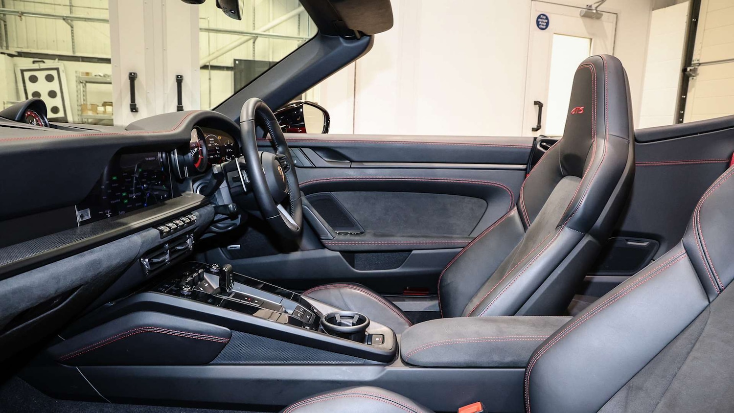 Used Porsche 911 2023 for sale - 77082966: Photo 15