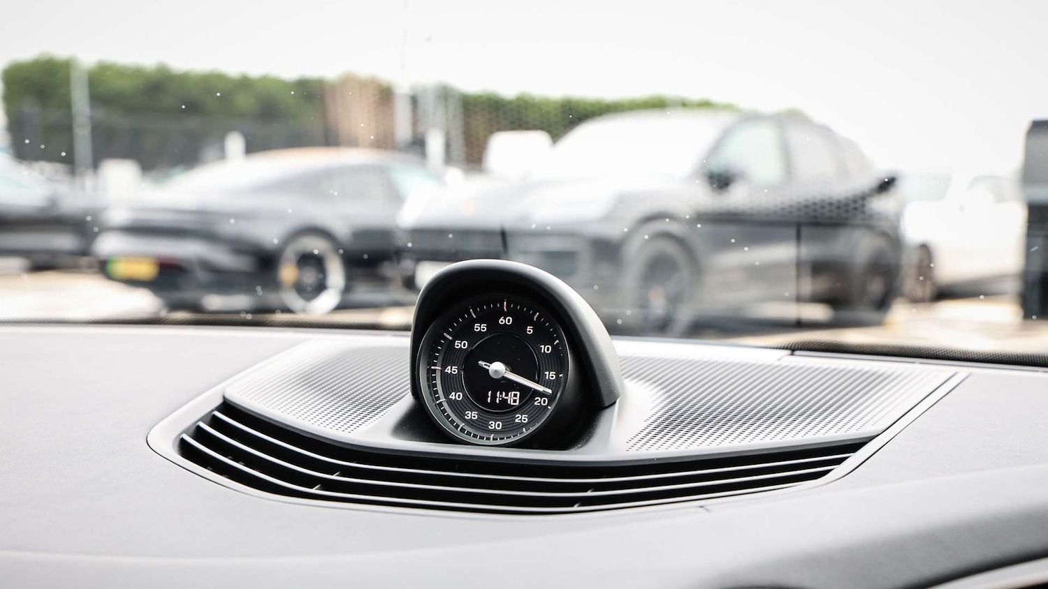 Used Porsche Taycan 2025 for sale - 77540638: Photo 21