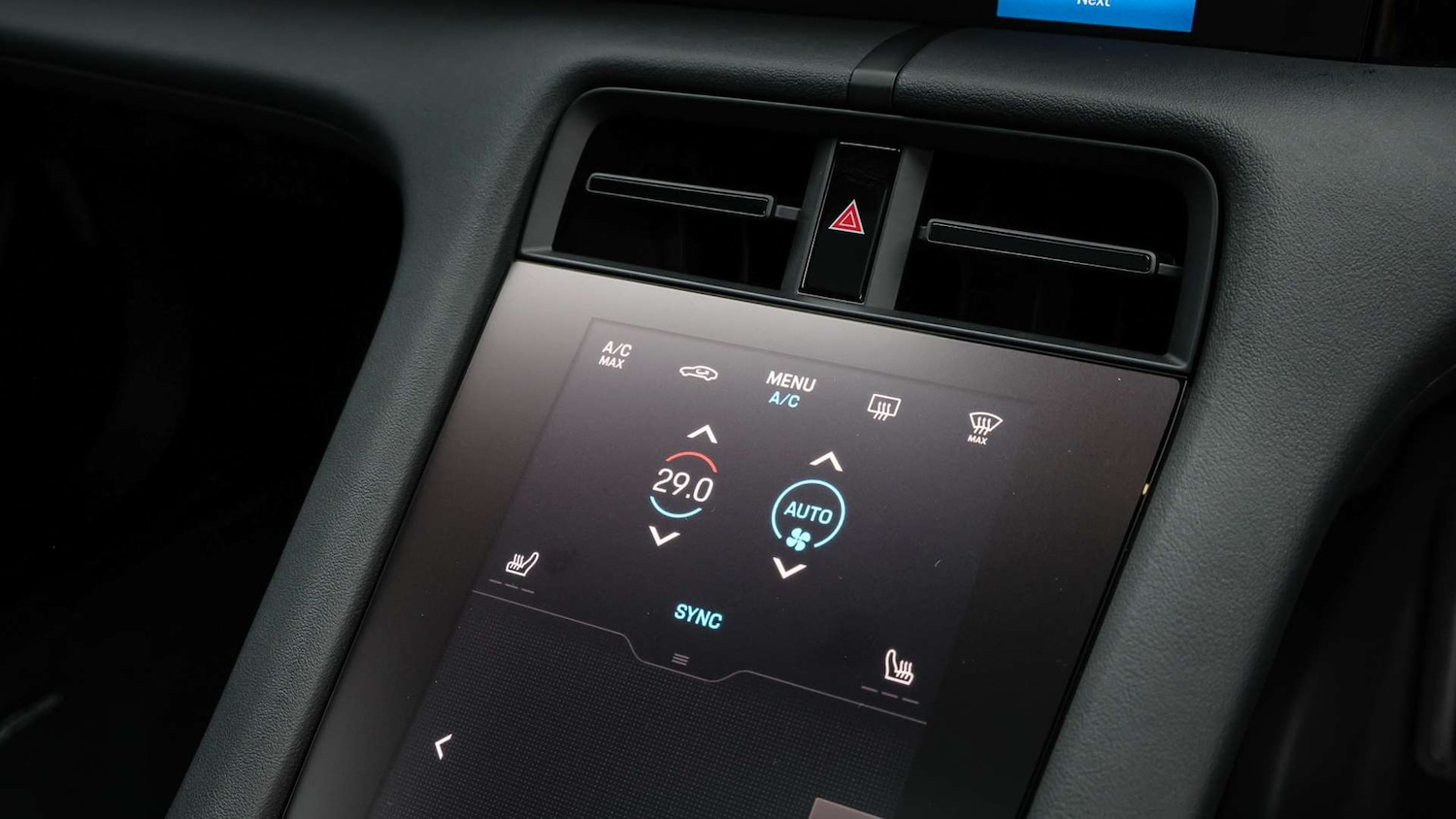 Used Porsche Taycan 2025 for sale - 77540638: Photo 26