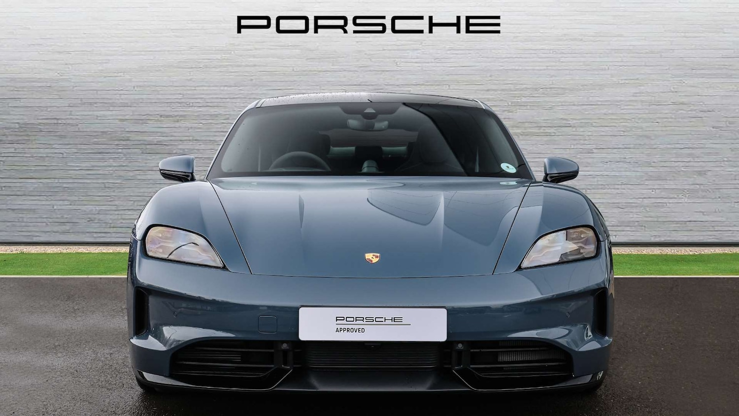 Used Porsche Taycan 2025 for sale - 77540638: Photo 9