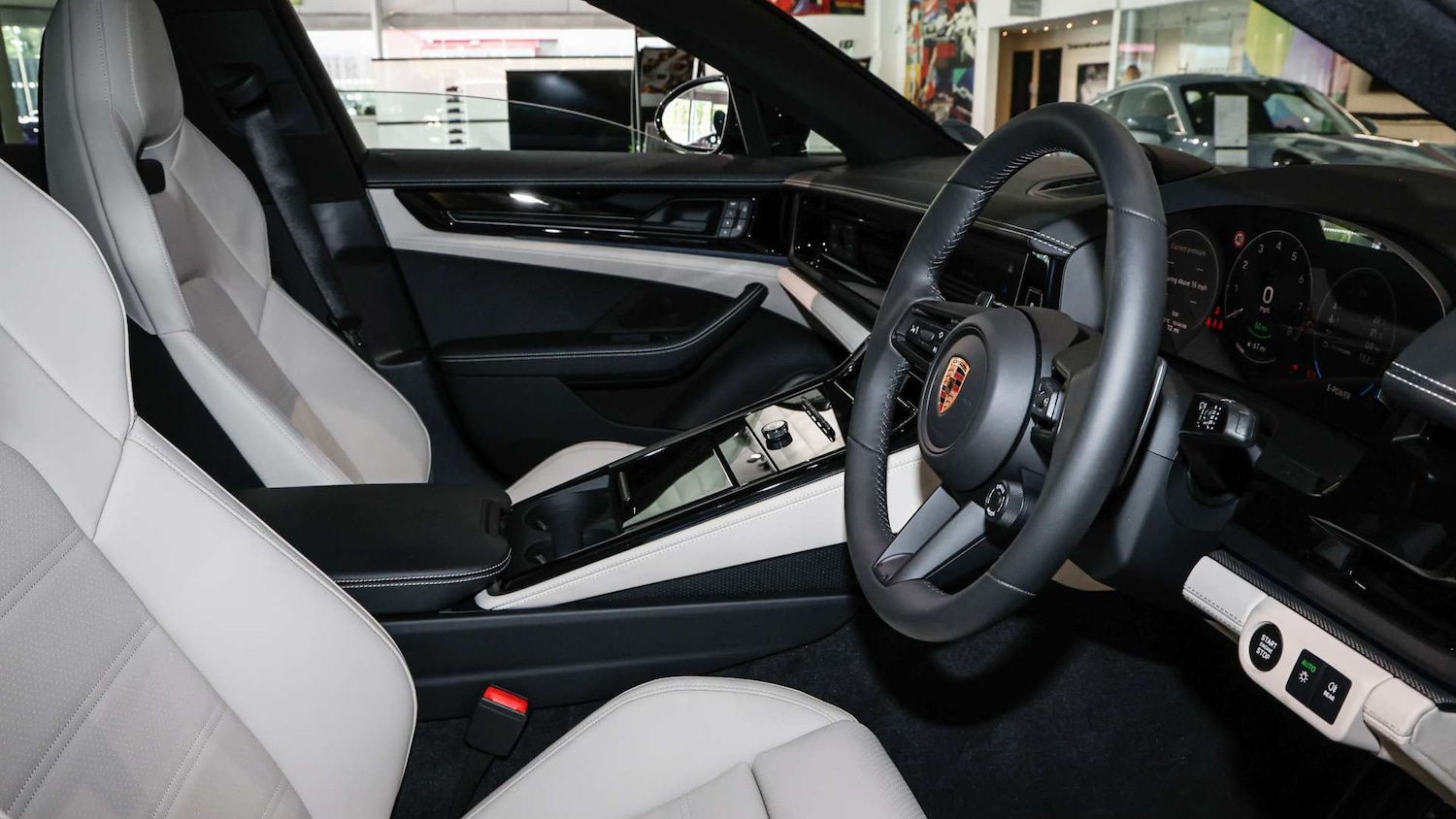 Used Porsche Panamera 2025 for sale - 76421131: Photo 15