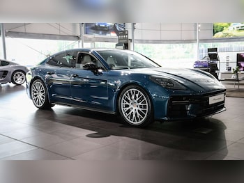 2025 - 2.9 V6 4 E-Hybrid 5dr PDK [Revised]