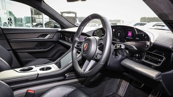 Used Porsche Taycan 2024 for sale - 75217324: Photo 13