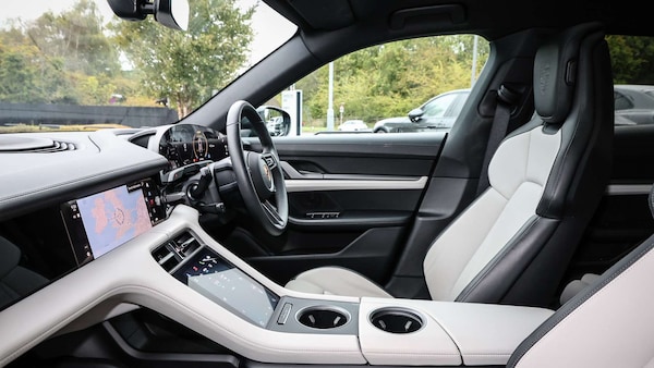 Used Porsche Macan 2025 for sale - 76170169: Photo 11