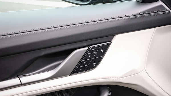 Used Porsche Macan 2025 for sale - 76170169: Photo 21