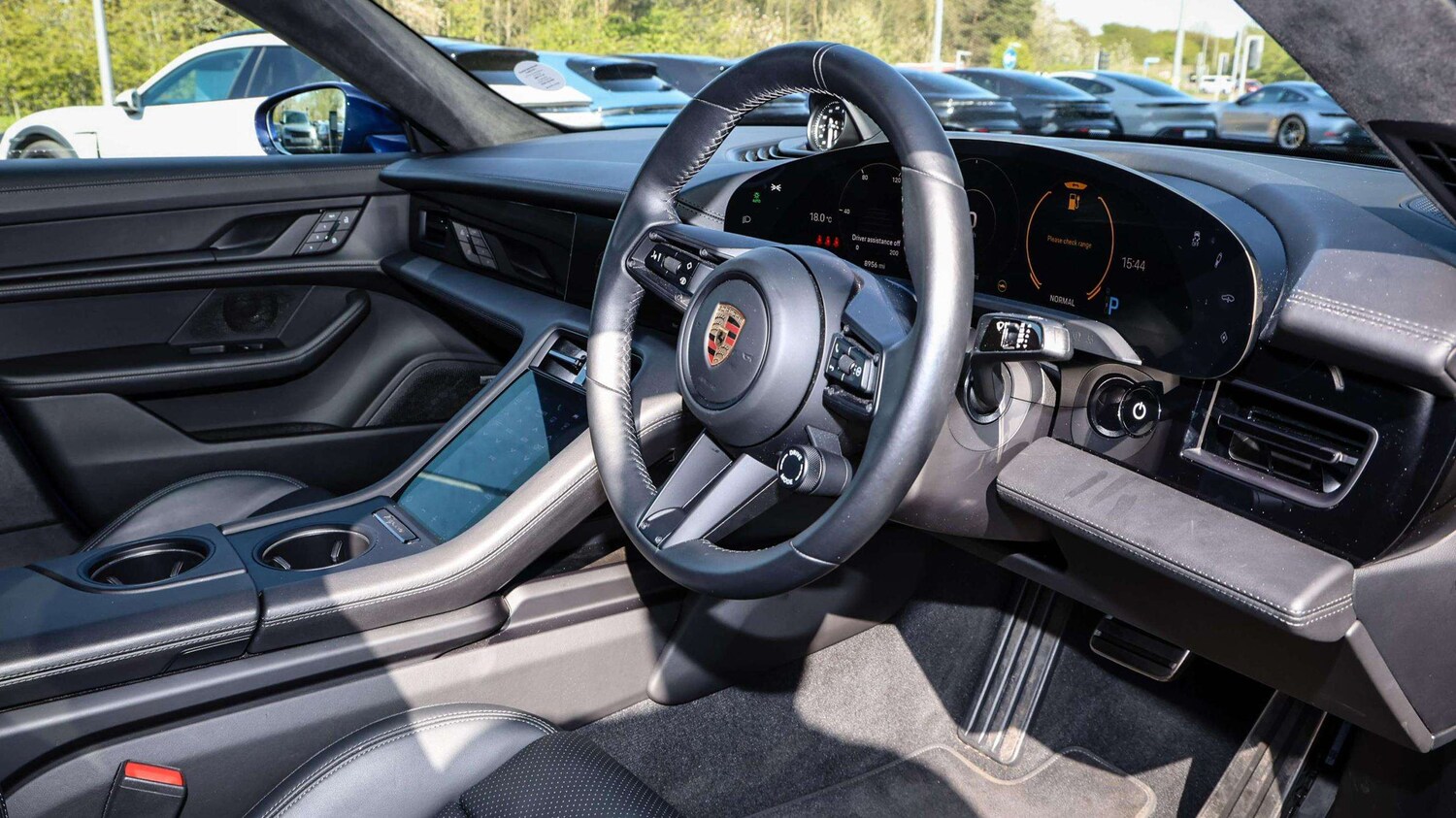 Used Porsche Taycan 2023 for sale - 77740802: Photo 14