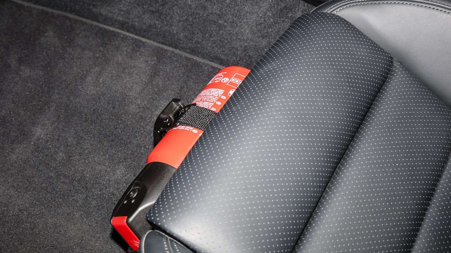 Used Porsche Taycan 2023 for sale - 77740802: Photo 20