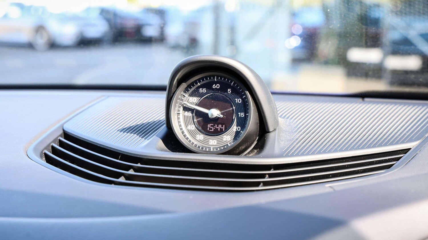 Used Porsche Taycan 2023 for sale - 77740802: Photo 23