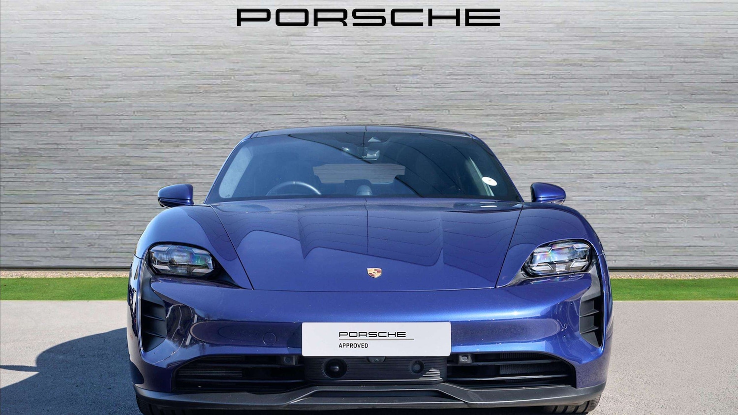 Used Porsche Taycan 2023 for sale - 77740802: Photo 5