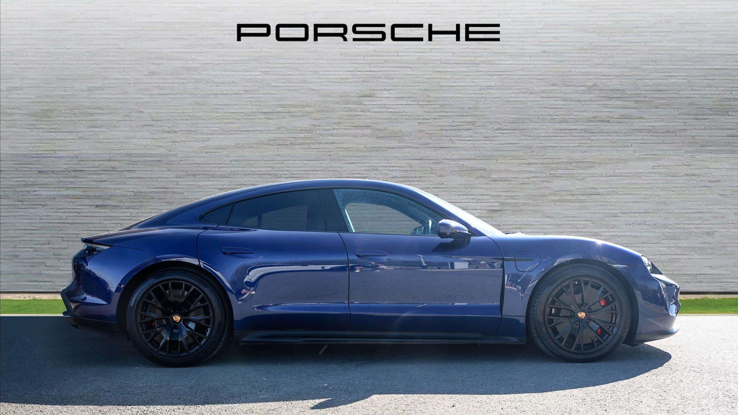 Used Porsche Taycan 2023 for sale - 77740802: Photo 6