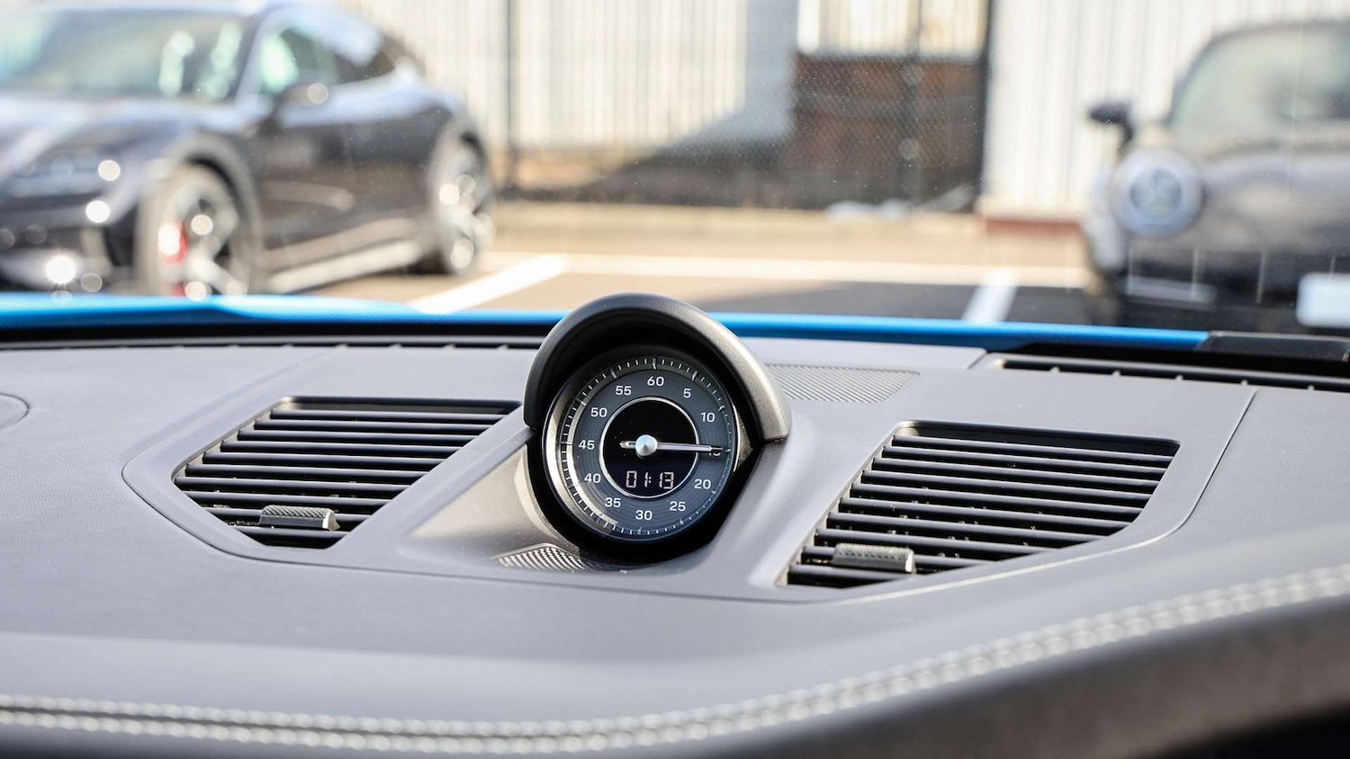 Used Porsche 911 2022 for sale - 77648789: Photo 18